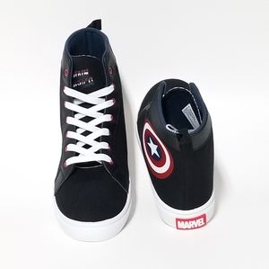 Marvel Sneakers!